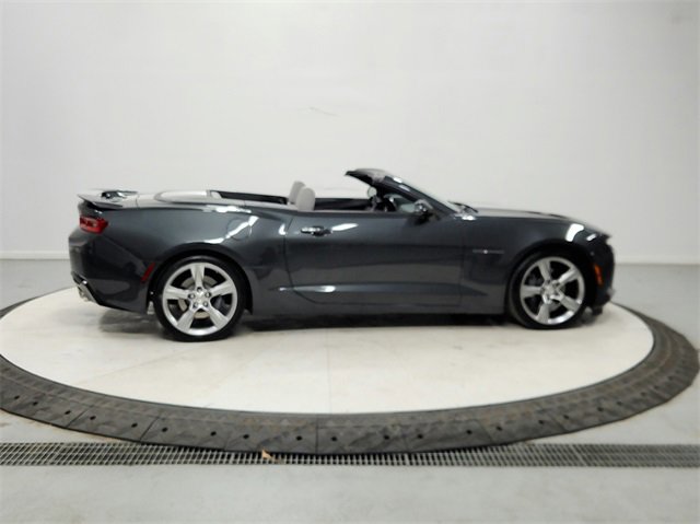 Used 2018 Chevrolet Camaro SS image 8