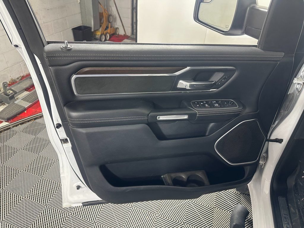 Used 2021 RAM 1500 Laramie AWD/4WD image 15