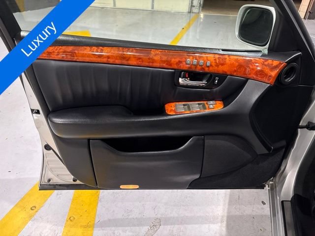 Used 2005 Lexus LS 430 RWD image 12