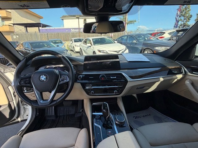 Used 2017 BMW 530i RWD image 14