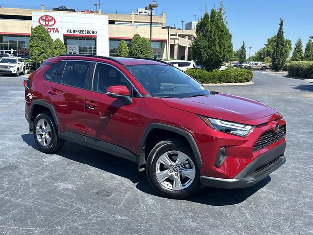 Used 2025 Toyota RAV4 XLE w/ Convenience Package FWD image 2
