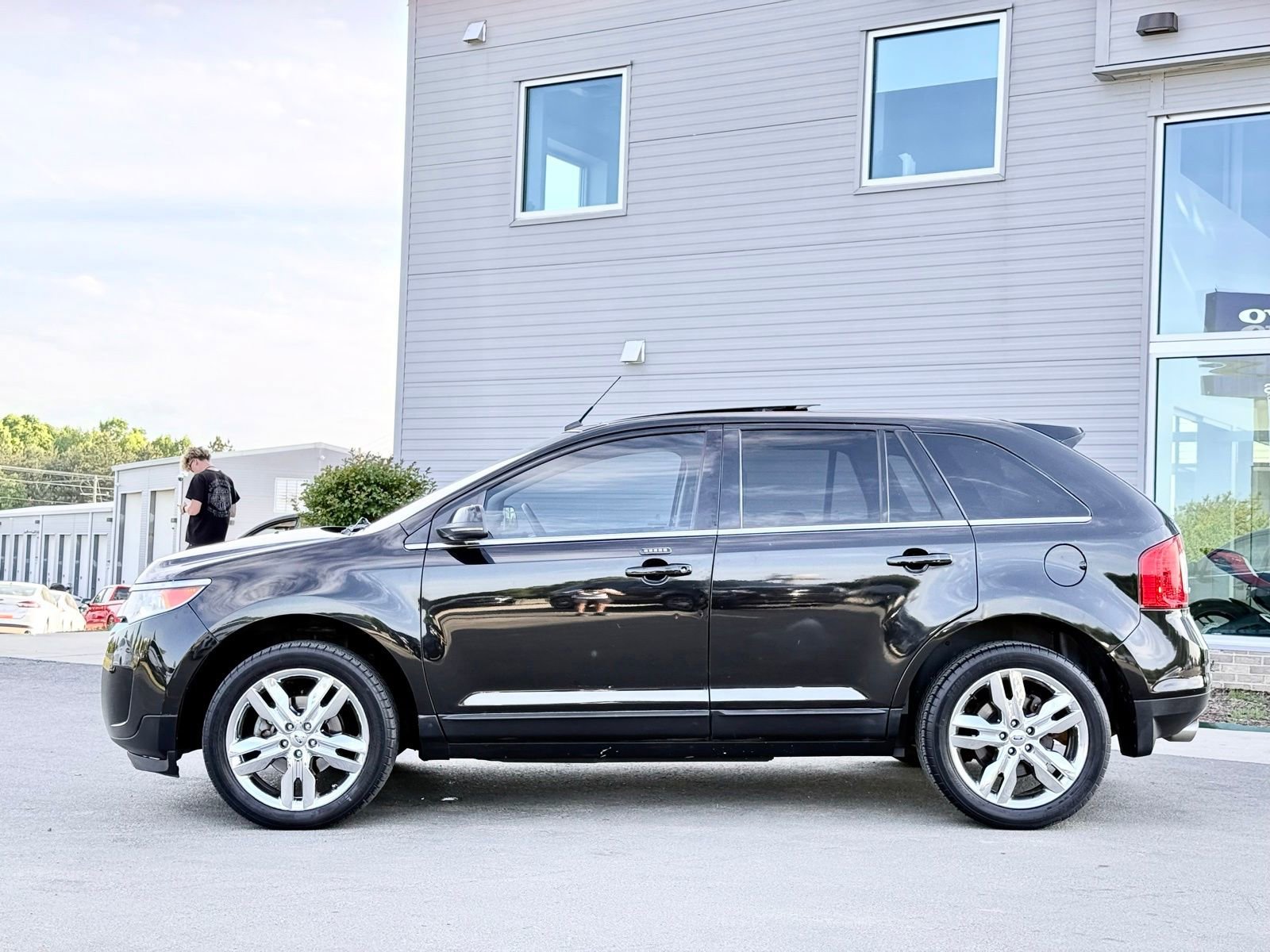 Used 2013 Ford Edge Limited AWD/4WD image 14