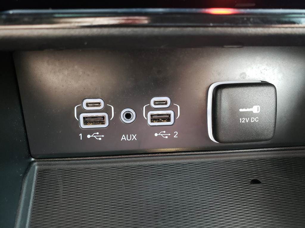 Used 2023 Jeep Grand Cherokee Altitude AWD/4WD image 20