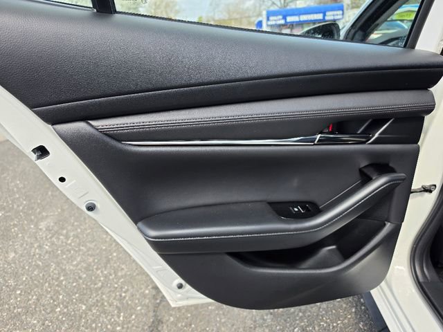 Used 2023 MAZDA MAZDA3 s image 23