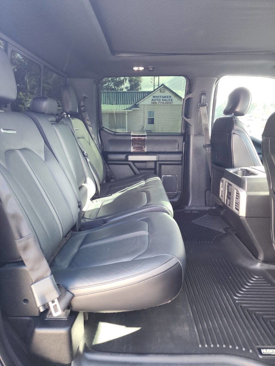 Used 2015 Ford F150 Platinum w/ Max Trailer Tow Package image 31