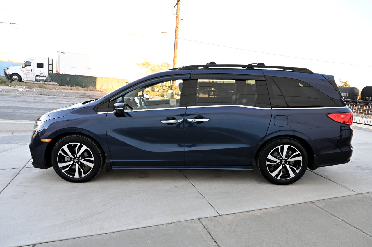 Used 2018 Honda Odyssey Elite image 4