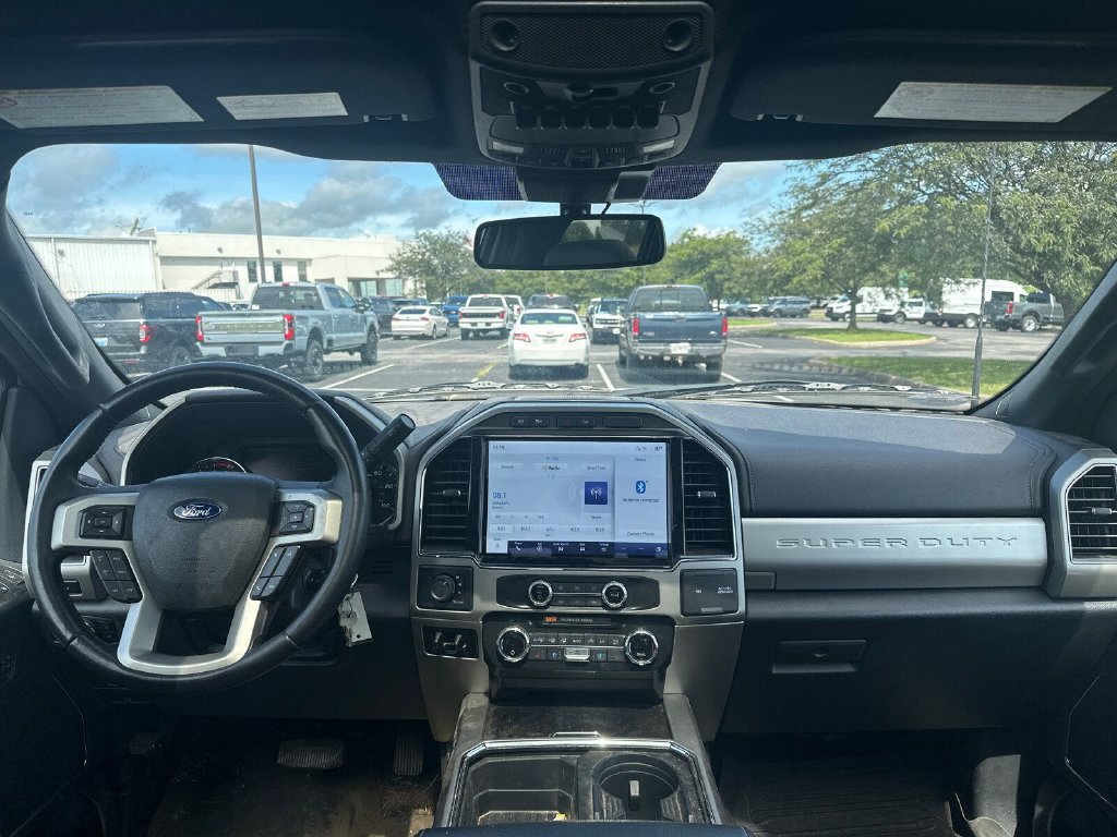 Used 2022 Ford F350 Lariat w/ Chrome Package AWD/4WD image 2
