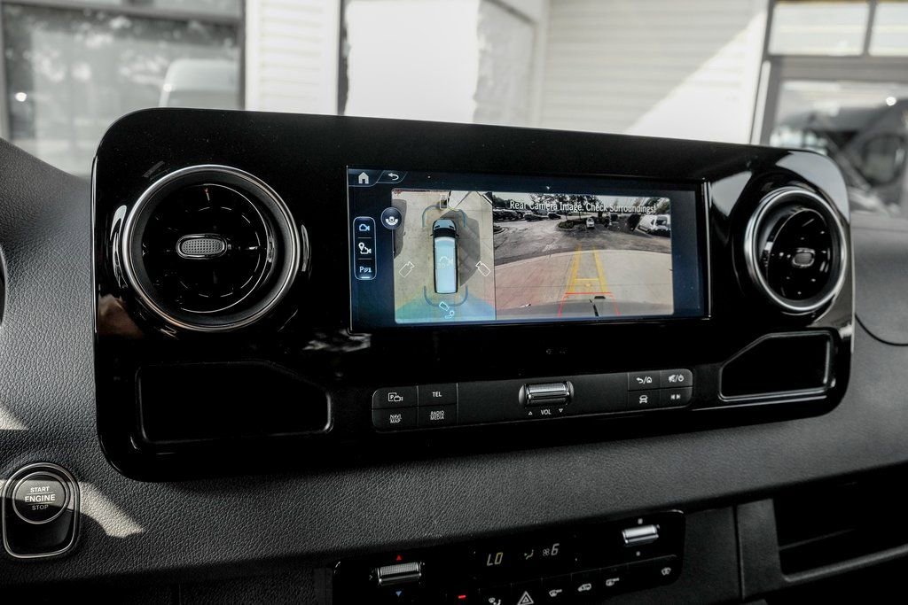 Used 2025 Mercedes-Benz Sprinter 2500 image 15