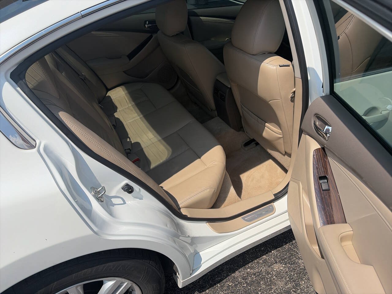 Used 2012 Nissan Altima 2.5 SL w/ 2.5SL Pkg FWD image 8