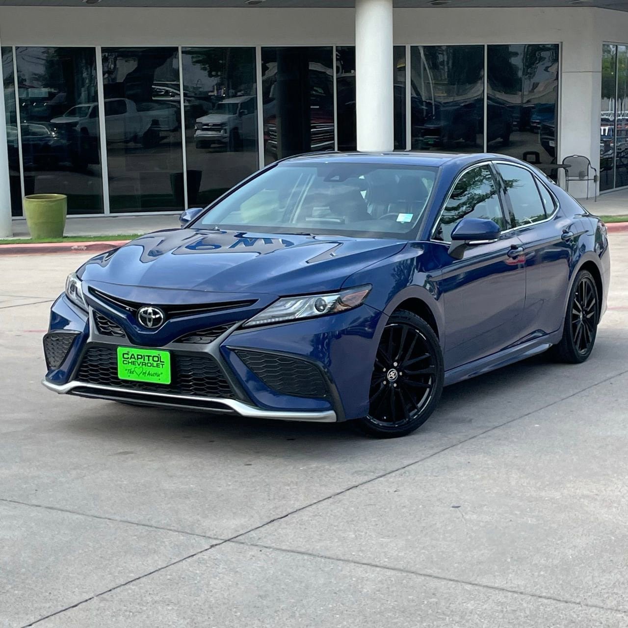 Used 2024 Toyota Camry XSE FWD image 10