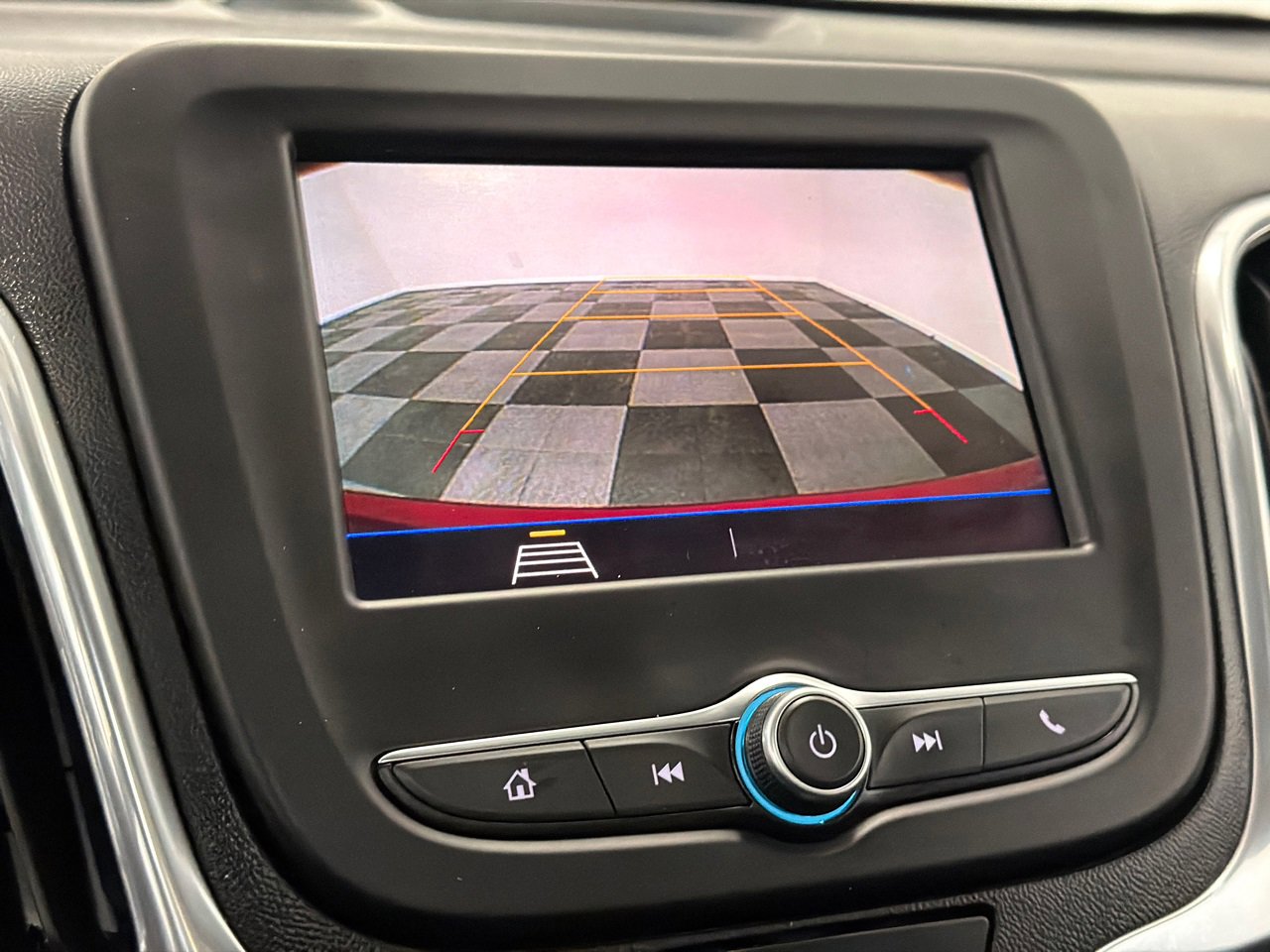 Used 2020 Chevrolet Equinox LT image 26