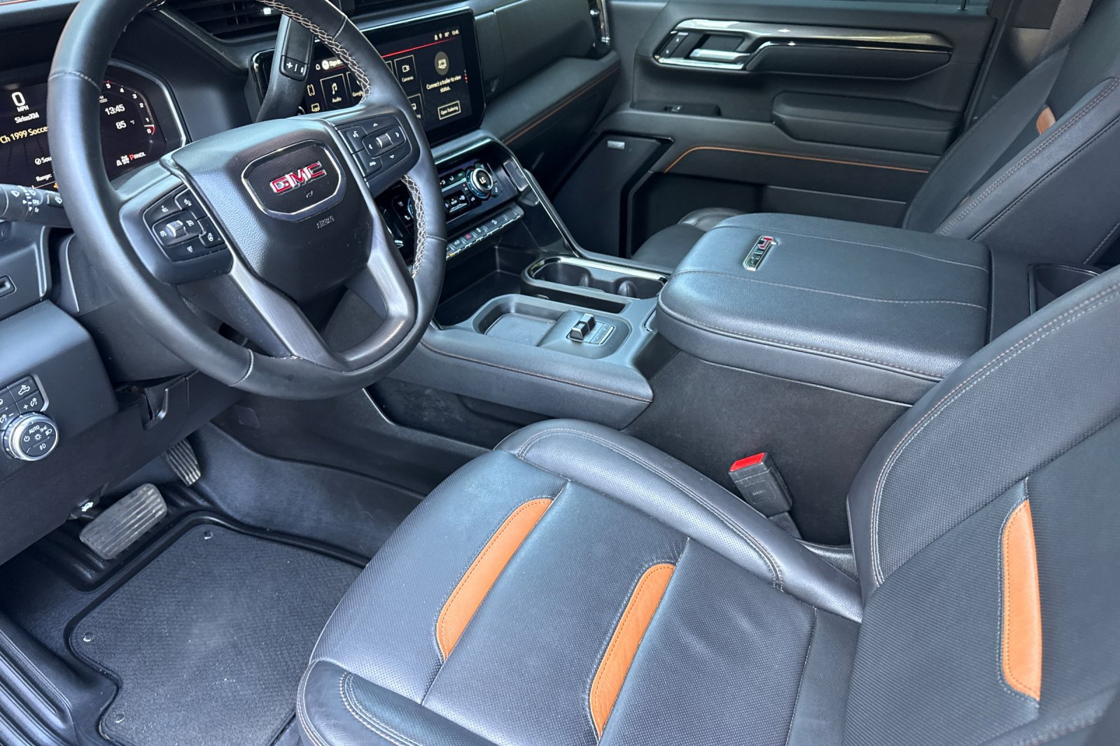 Used 2026 GMC Sierra 2500 AT4 AWD/4WD image 11