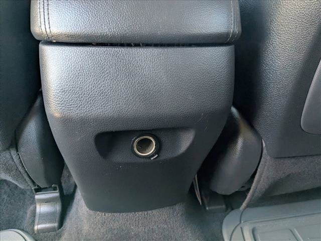 Used 2018 Hyundai Santa Fe SE w/ Cargo Package image 18