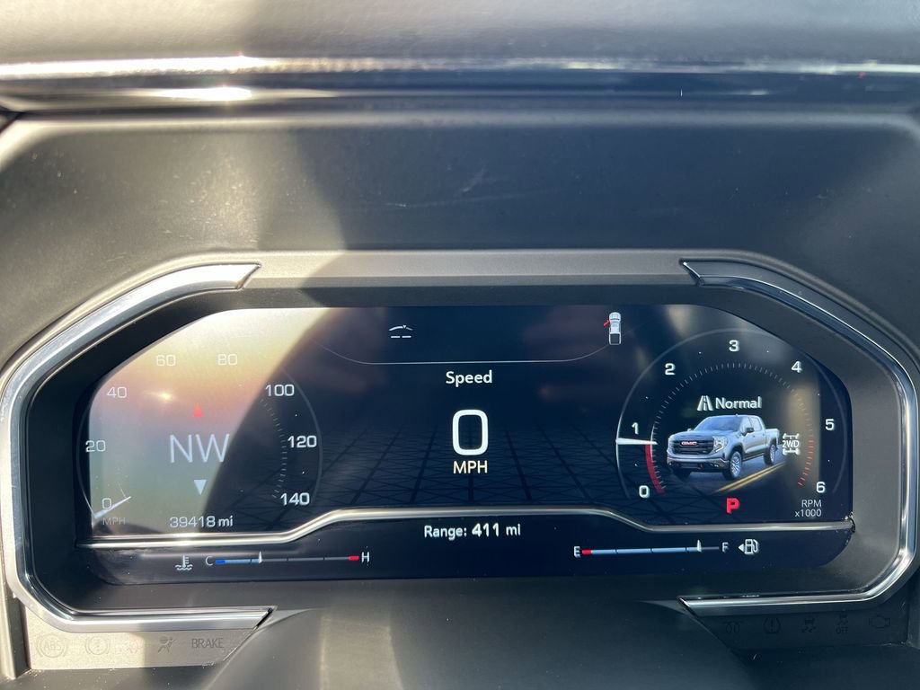 Certified 2024 GMC Sierra 1500 AT4 w/ AT4 Premium Package image 12