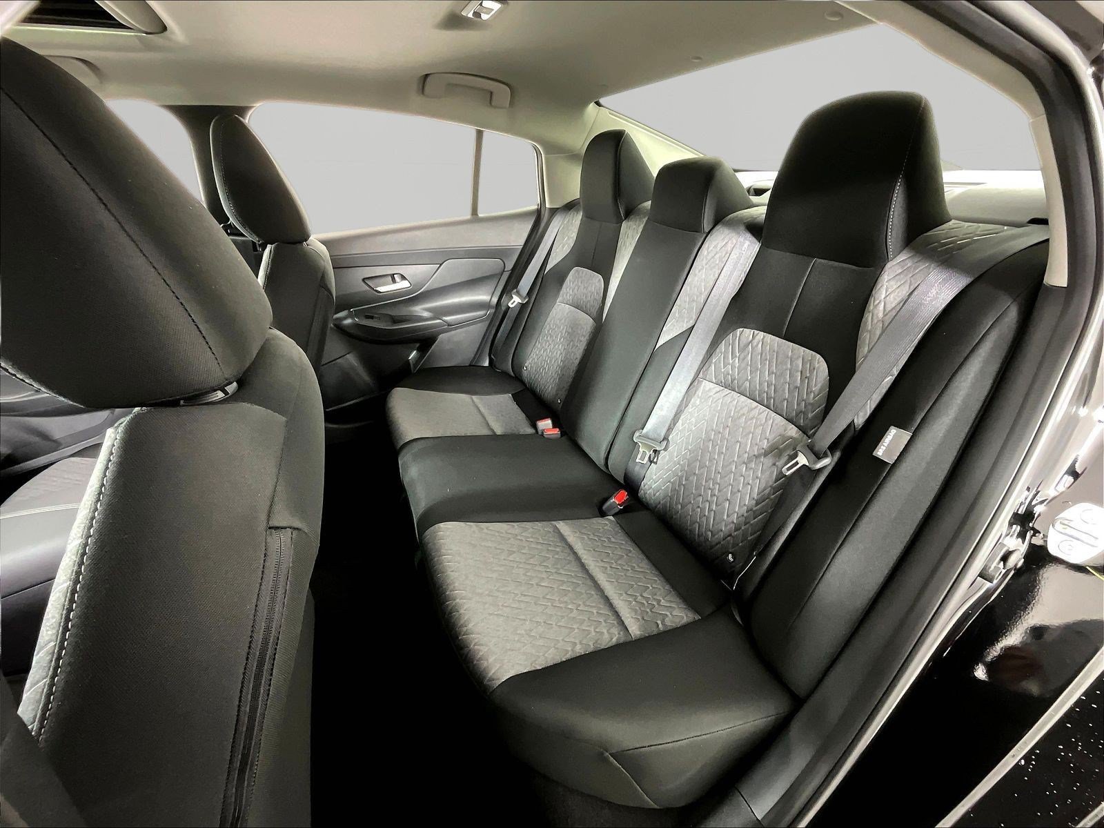 New 2026 Nissan Sentra SV w/ SV Convenience Package FWD image 18