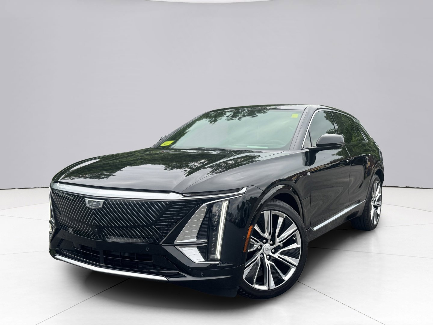 Used 2024 Cadillac Lyriq Luxury