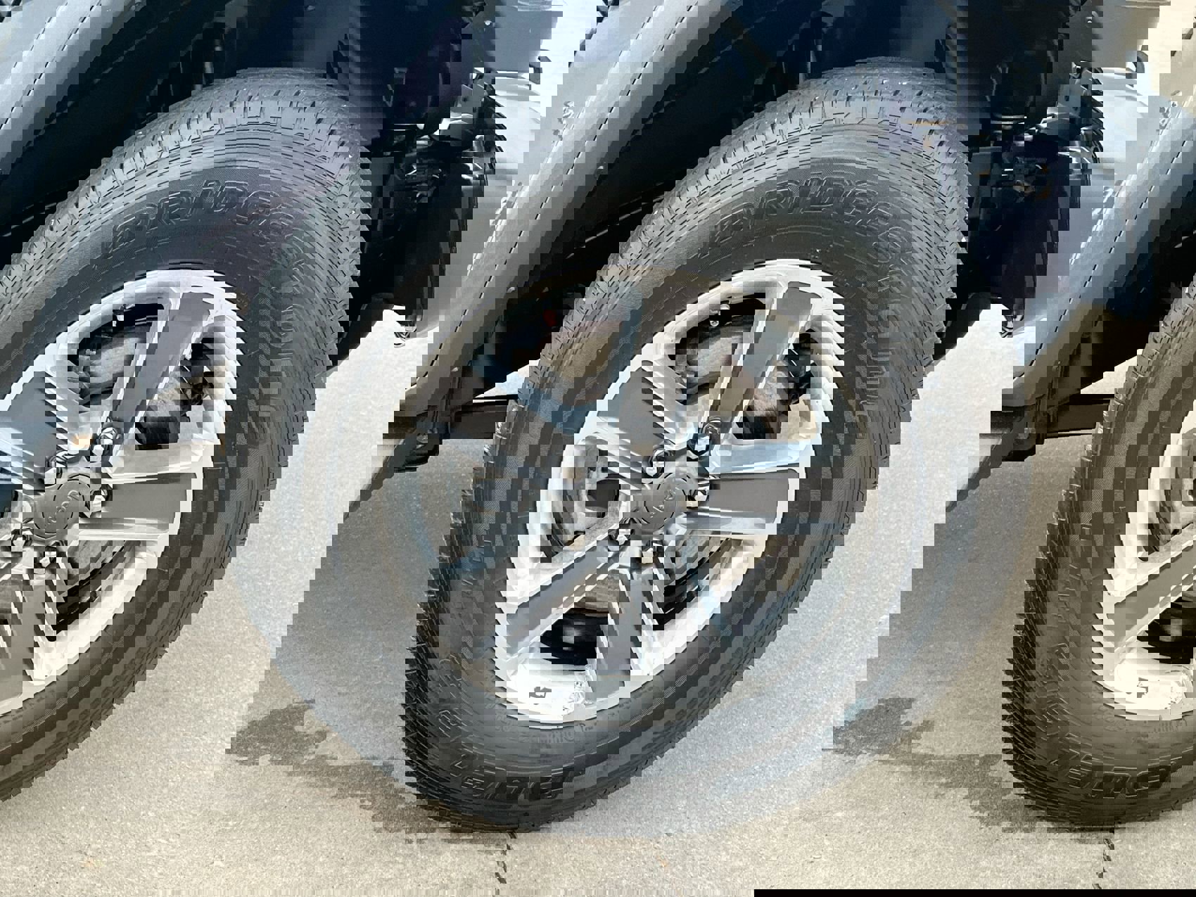 Used 2020 Jeep Wrangler Unlimited Sahara image 10