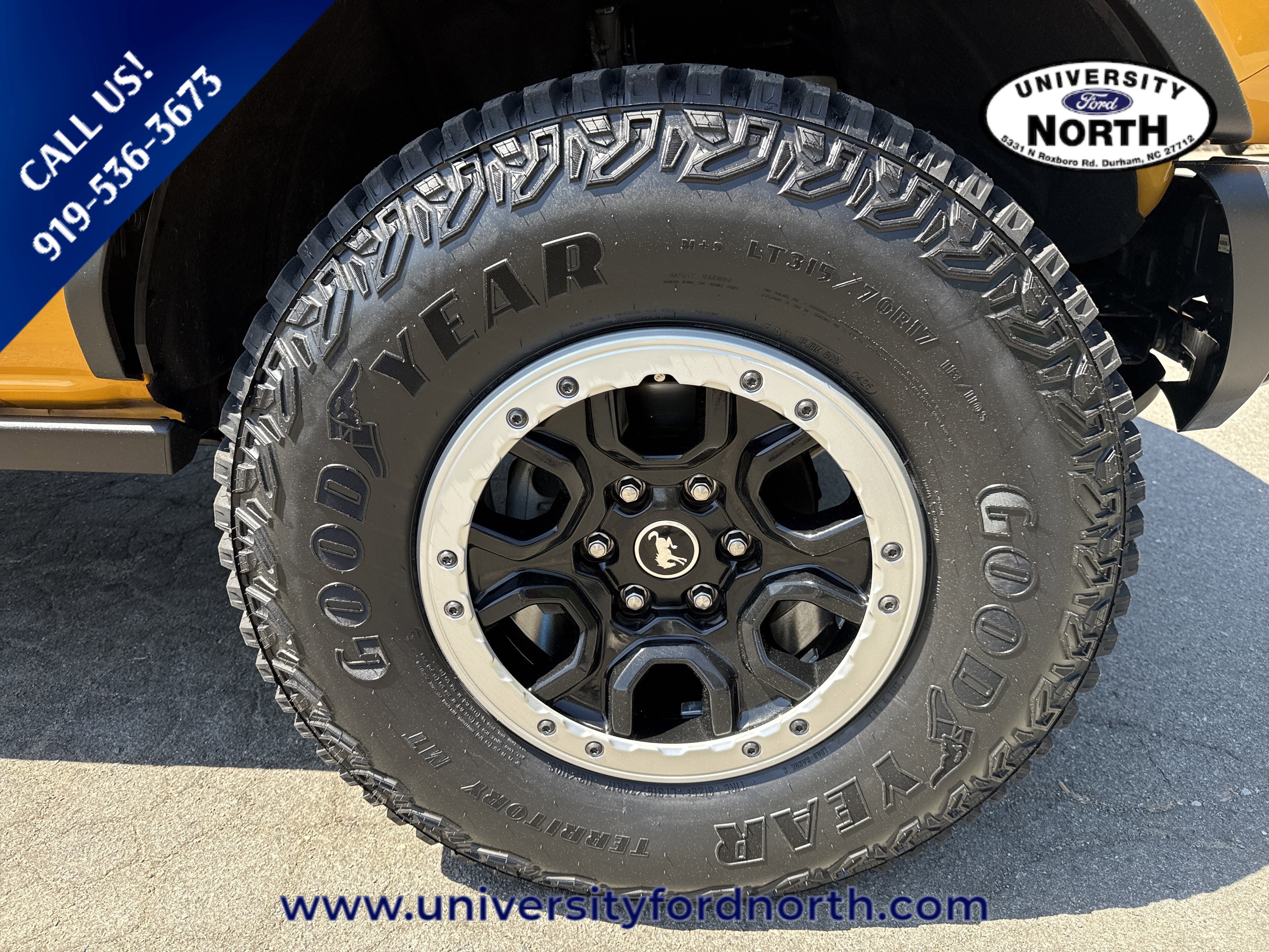 Used 2022 Ford Bronco Badlands image 9