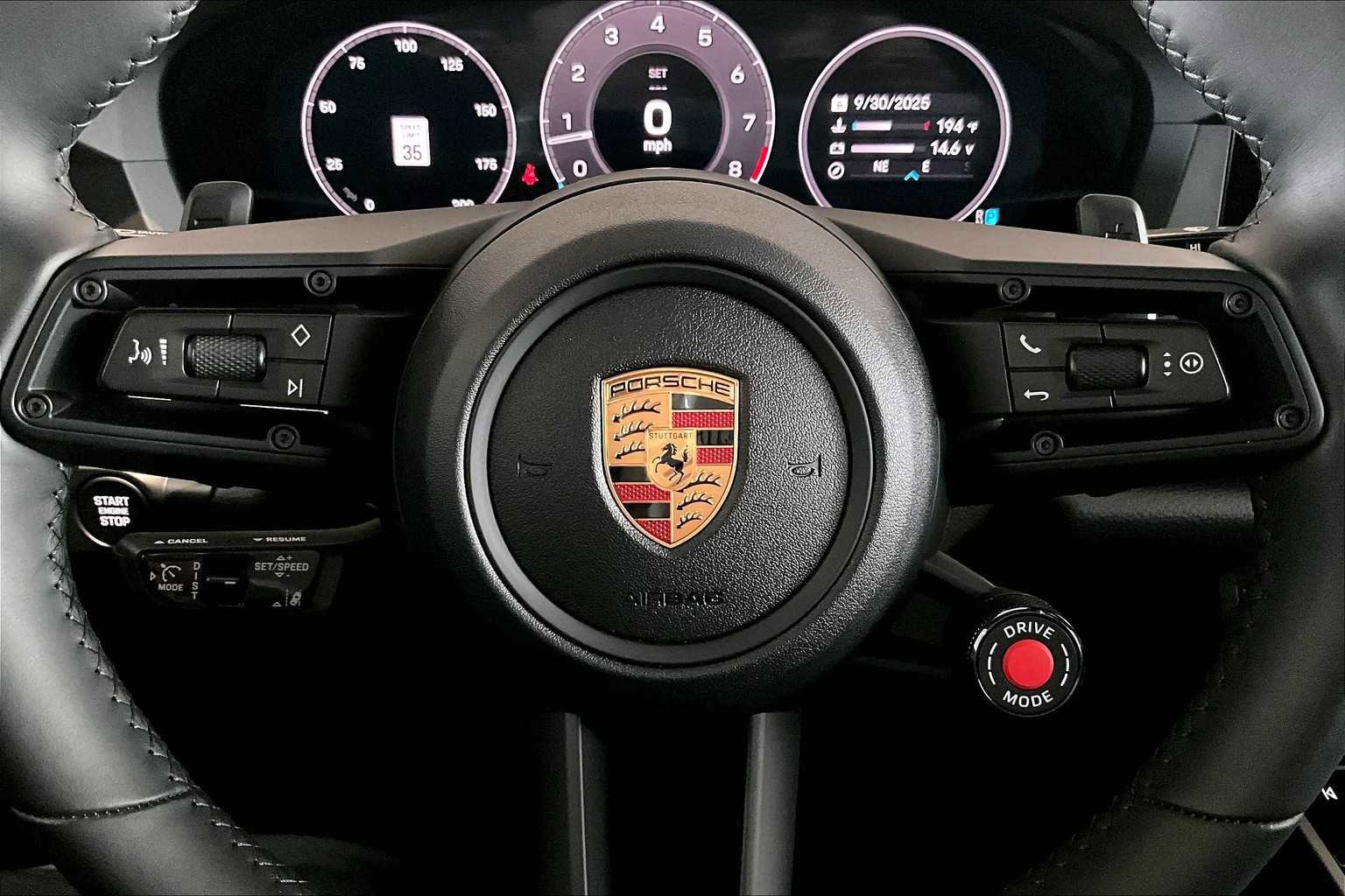 Used 2025 Porsche 911 Carrera image 18