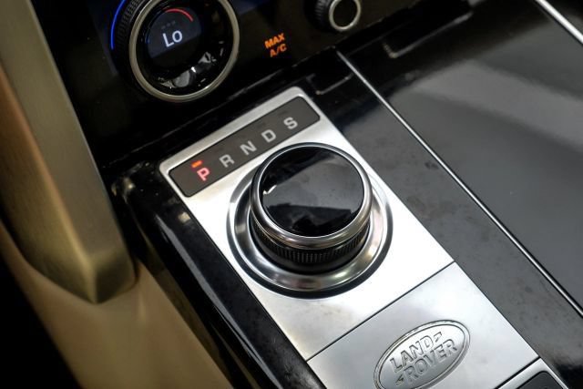 Used 2020 Land Rover Range Rover HSE AWD/4WD image 34