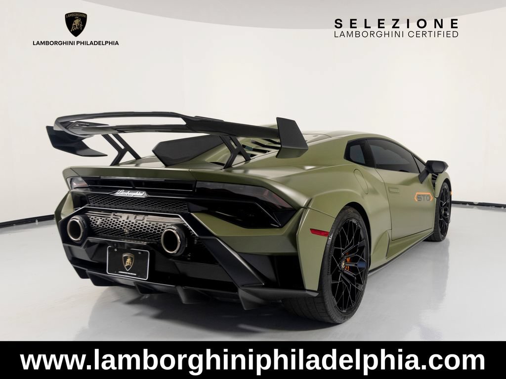 Used 2023 Lamborghini Huracan STO RWD image 5