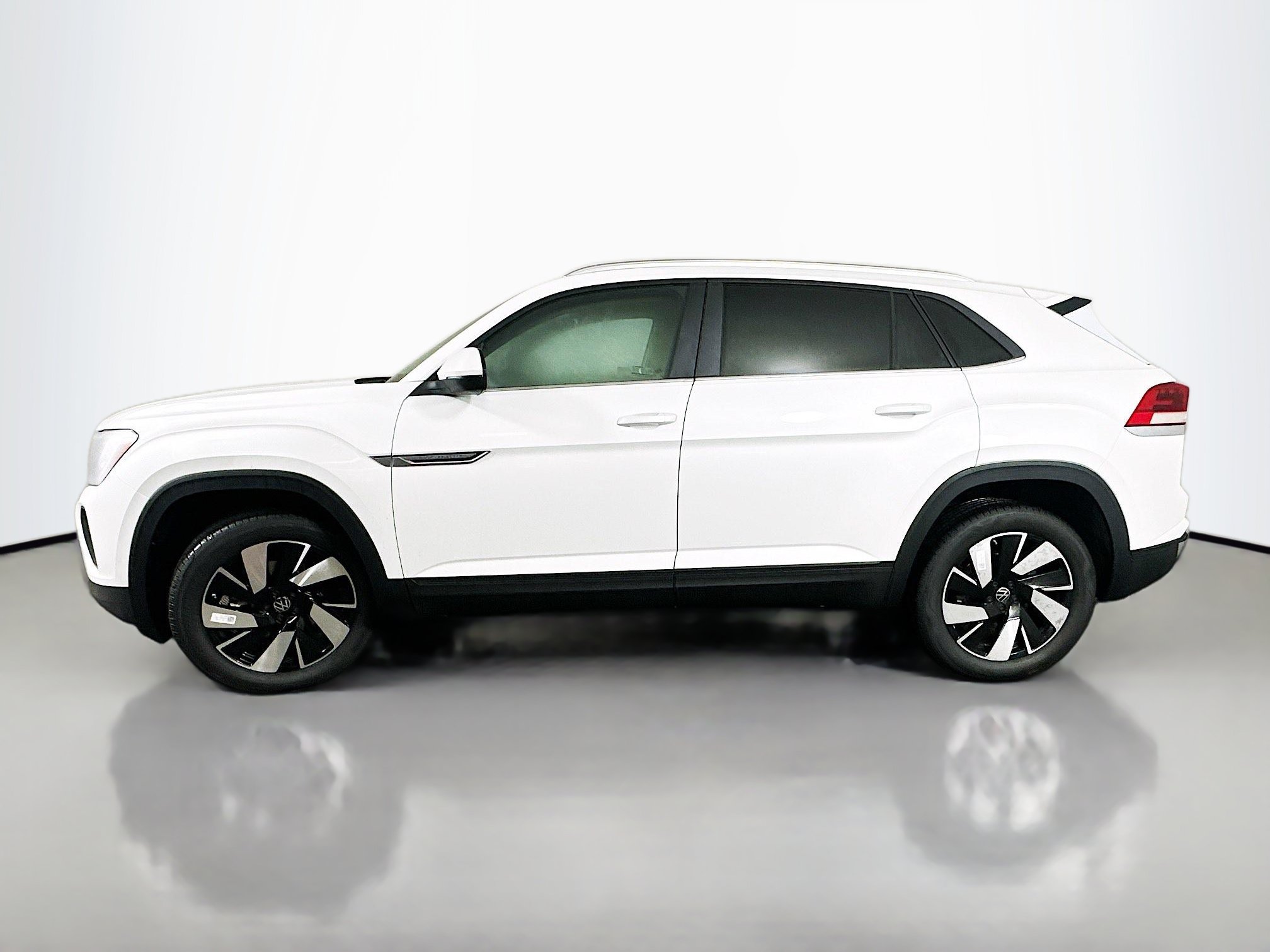 New 2026 Volkswagen Atlas Cross Sport SE AWD/4WD image 4