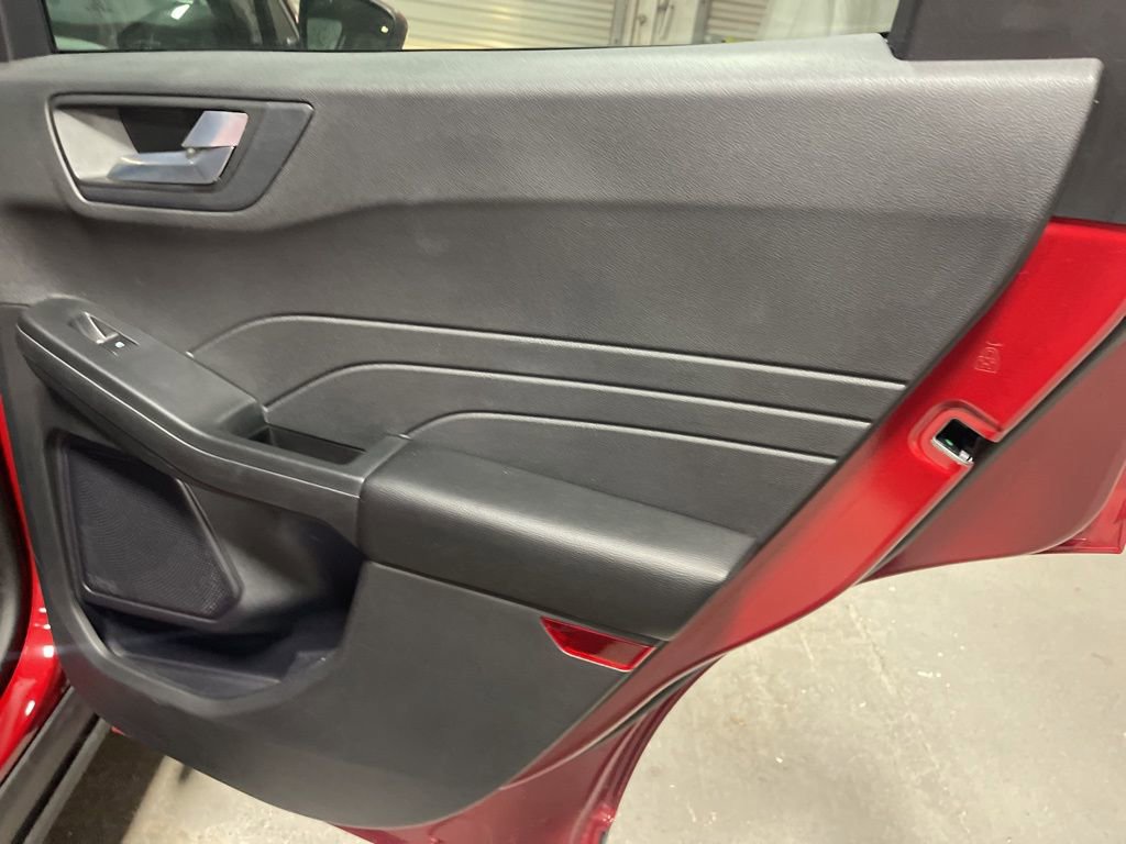 Used 2022 Ford Escape SEL image 12