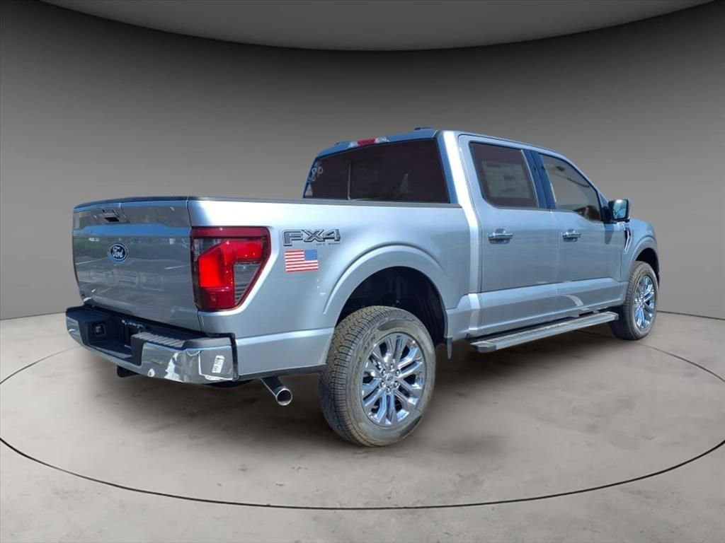 New 2024 Ford F150 XLT w/ Equipment Group 302A MID image 9