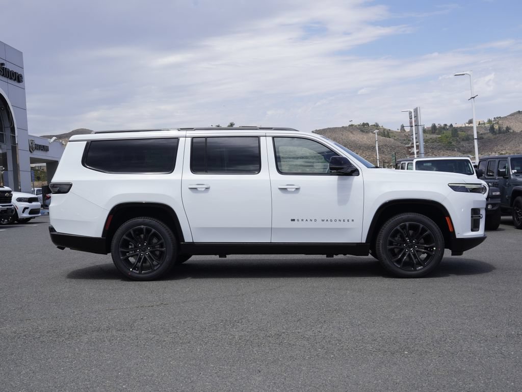 New 2026 Jeep Grand Wagoneer L Summit w/ Premium Group III AWD/4WD image 3