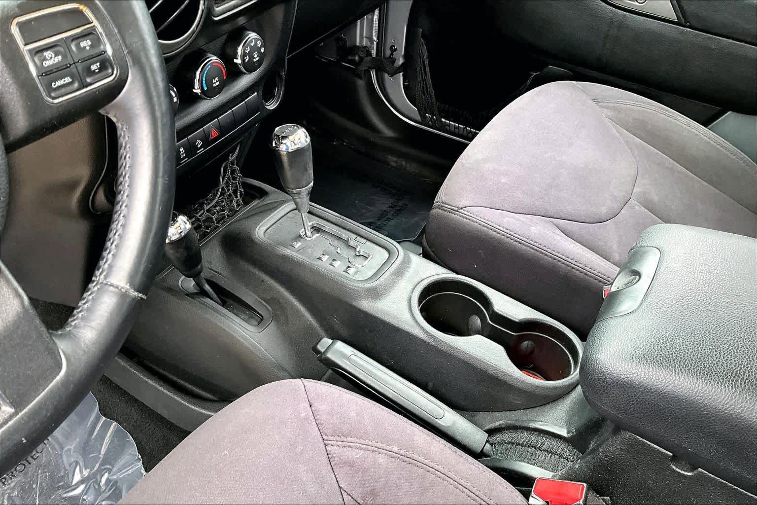 Used 2013 Jeep Wrangler Unlimited Sport w/ Connectivity Group AWD/4WD image 16
