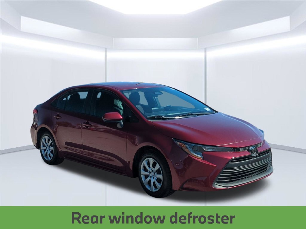 Used 2025 Toyota Corolla LE FWD image 11