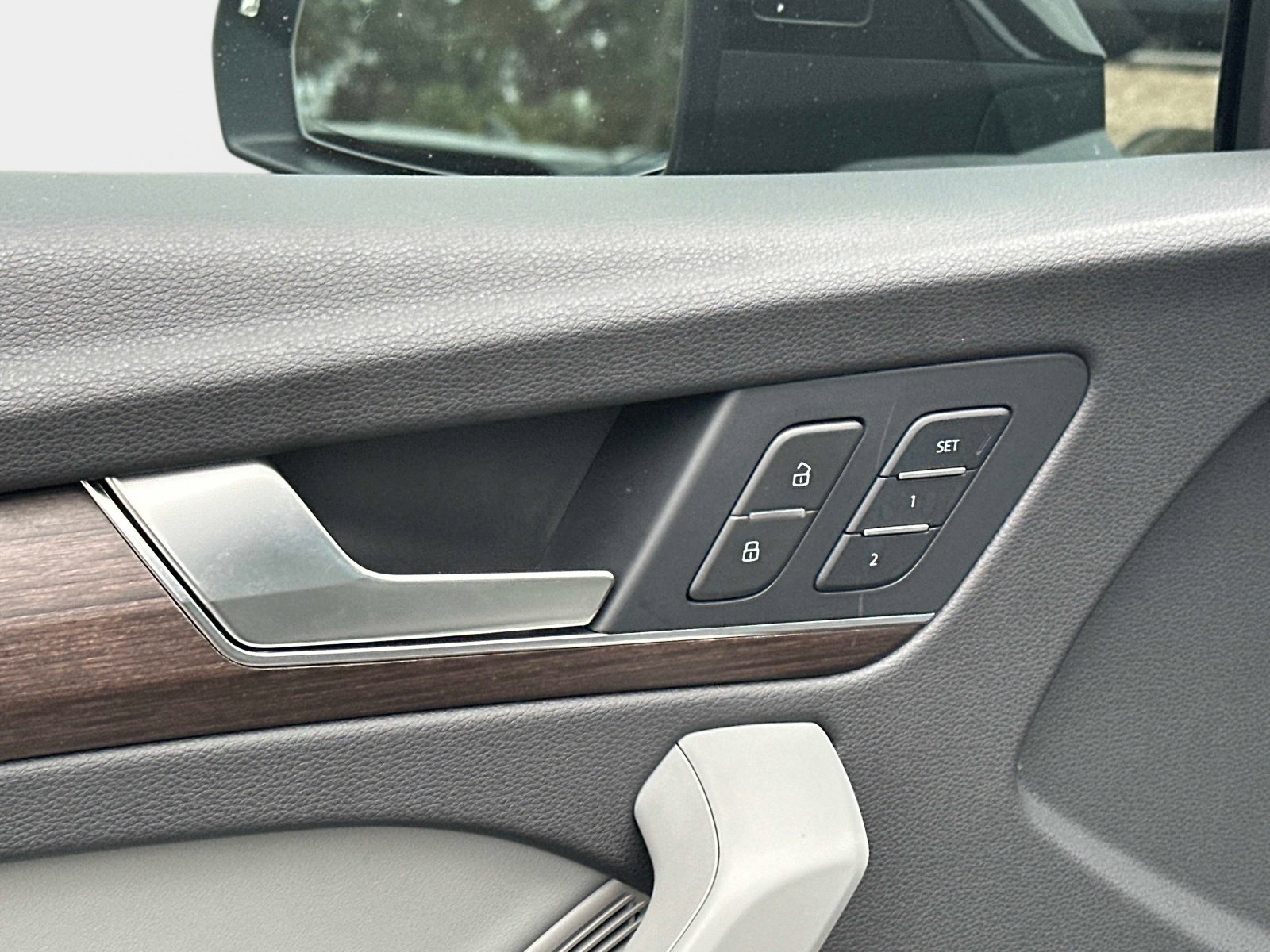 Used 2023 Audi Q5 2.0T Premium Plus w/ Premium Plus Package image 19