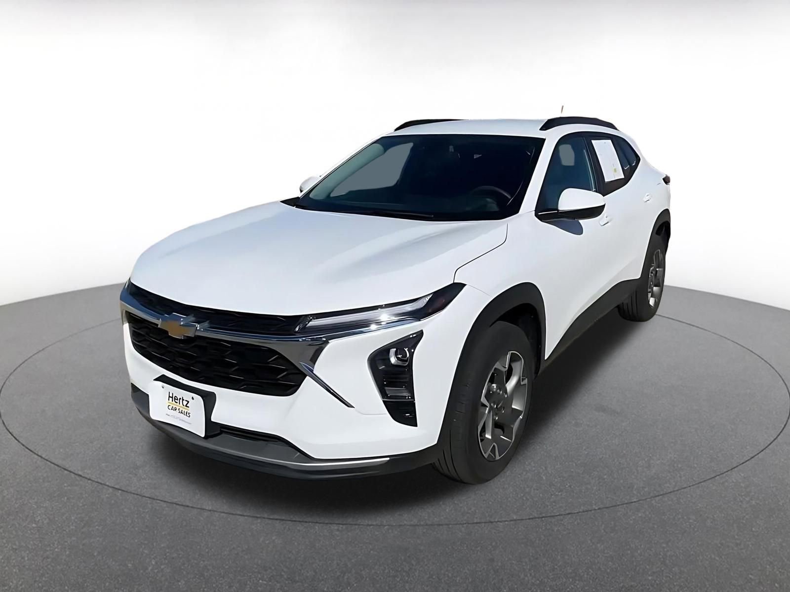 Used 2025 Chevrolet Trax LT image 7