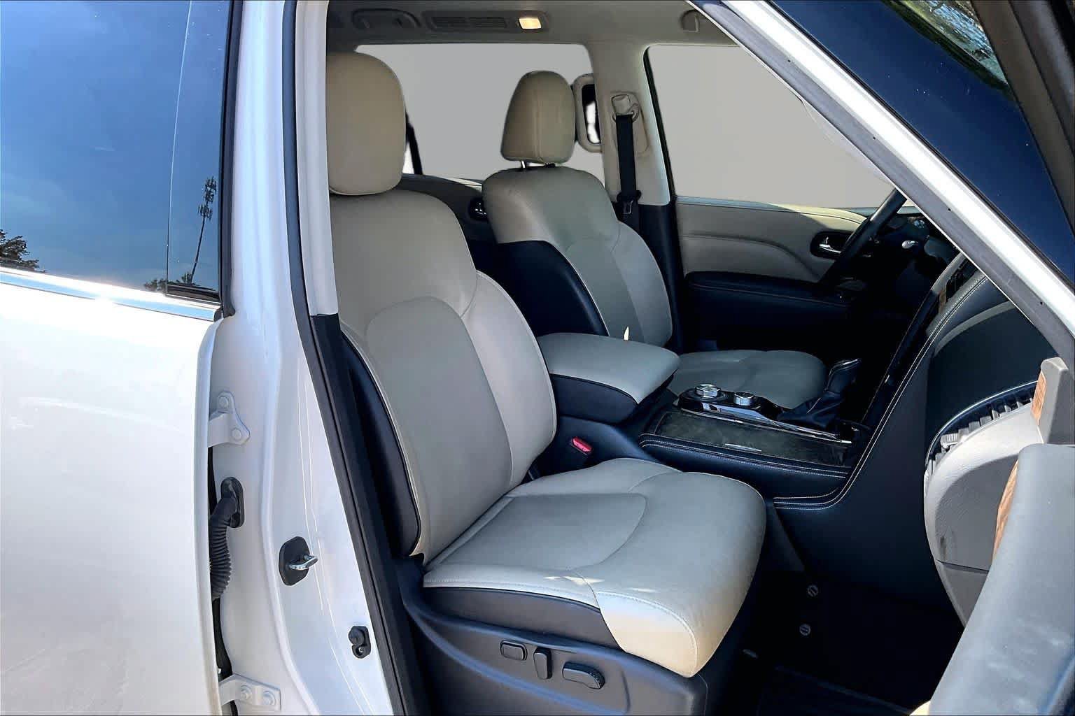 Used 2021 INFINITI QX80 Premium Select w/ Cargo Package AWD/4WD image 9