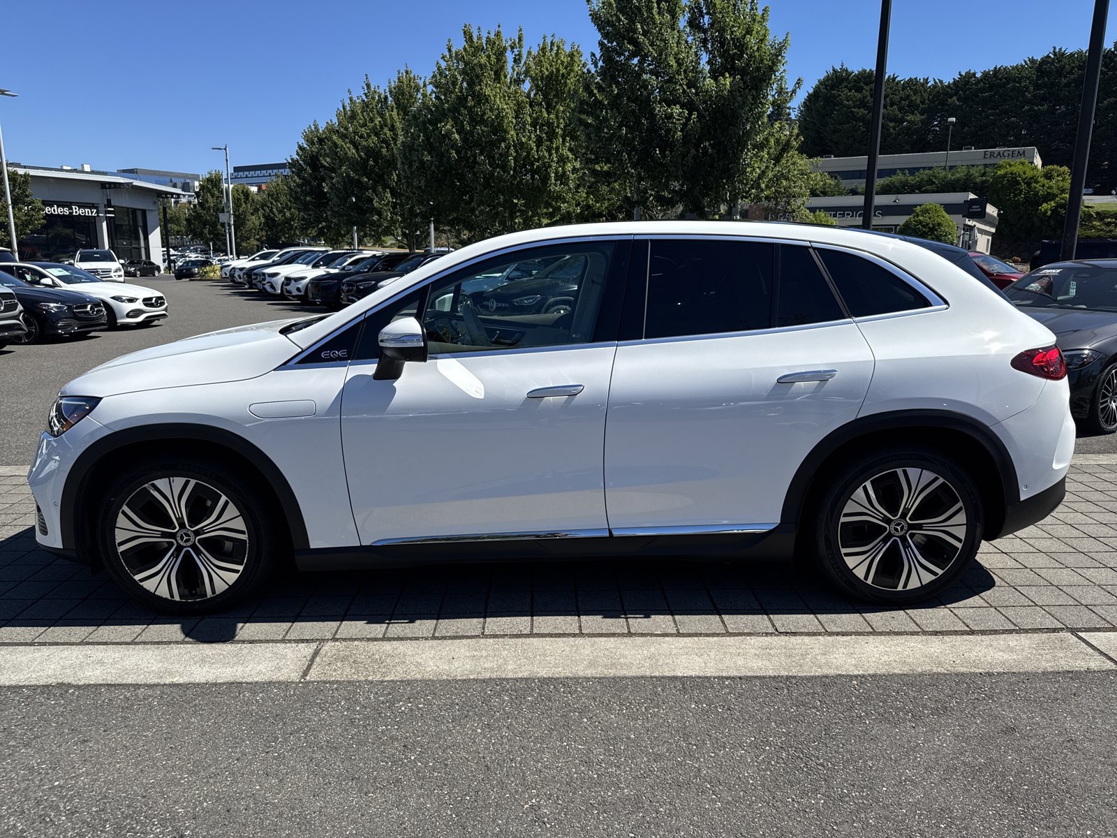 Used 2023 Mercedes-Benz EQE 350+ 4MATIC SUV image 8