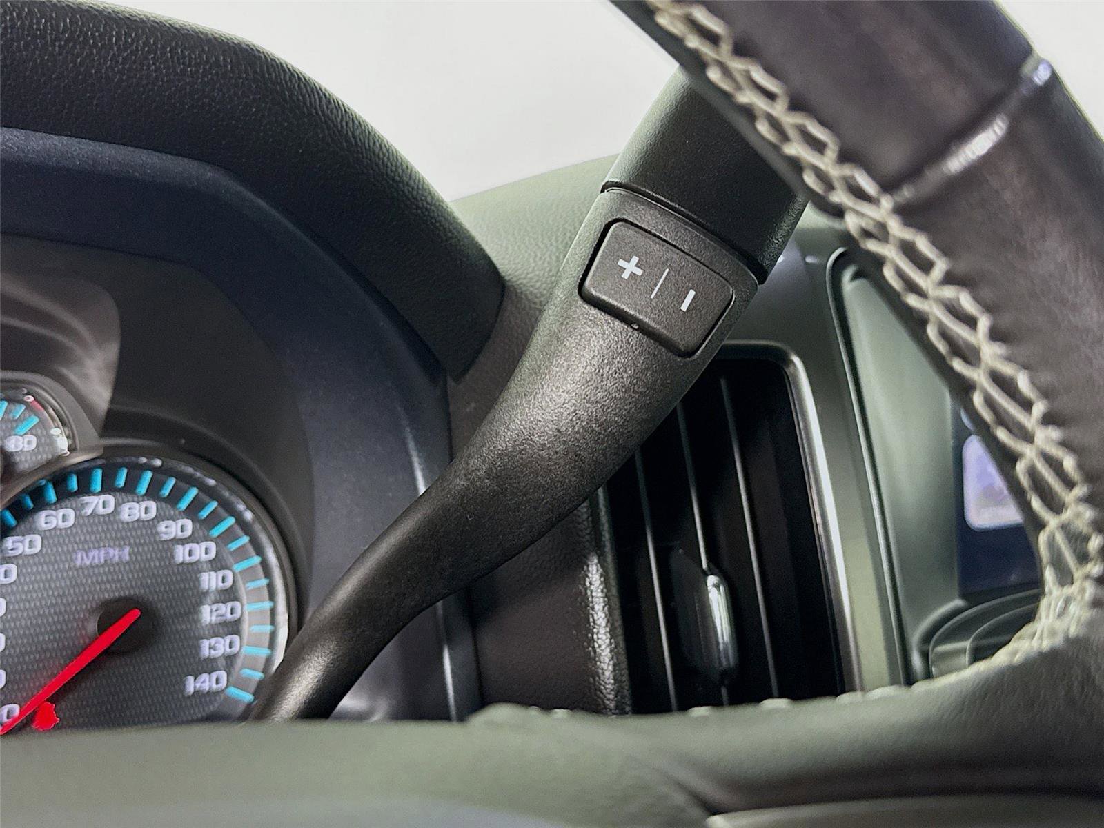 Used 2019 Chevrolet Silverado 1500 LT w/ All Star Edition image 17