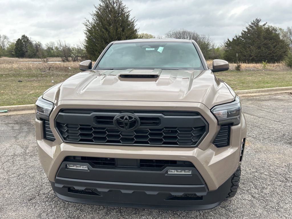 New 2026 Toyota Tacoma TRD Sport image 2