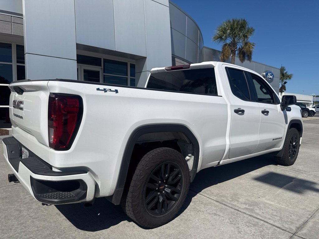 Used 2023 GMC Sierra 1500 Pro w/ Graphite Edition AWD/4WD image 8