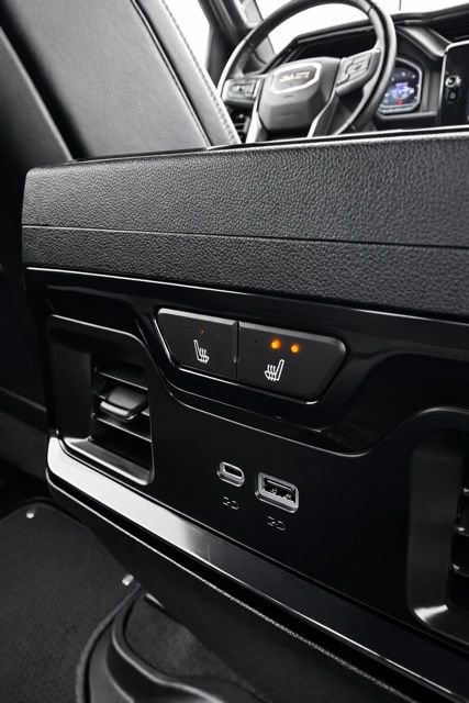 Used 2023 GMC Sierra 1500 AT4X image 24