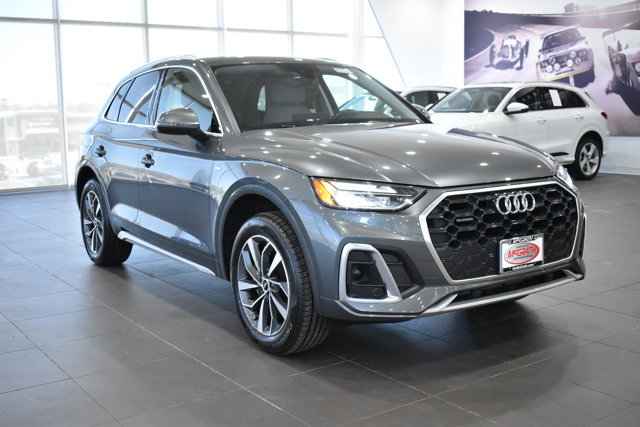Used 2023 Audi Q5 2.0T Premium w/ Convenience Package image 5
