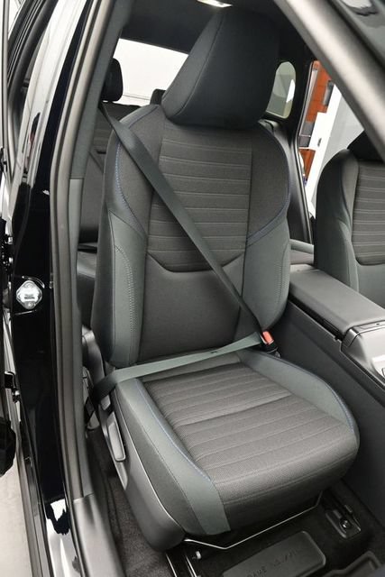 New 2026 Toyota RAV4 SE w/ Convenience Package AWD/4WD image 15