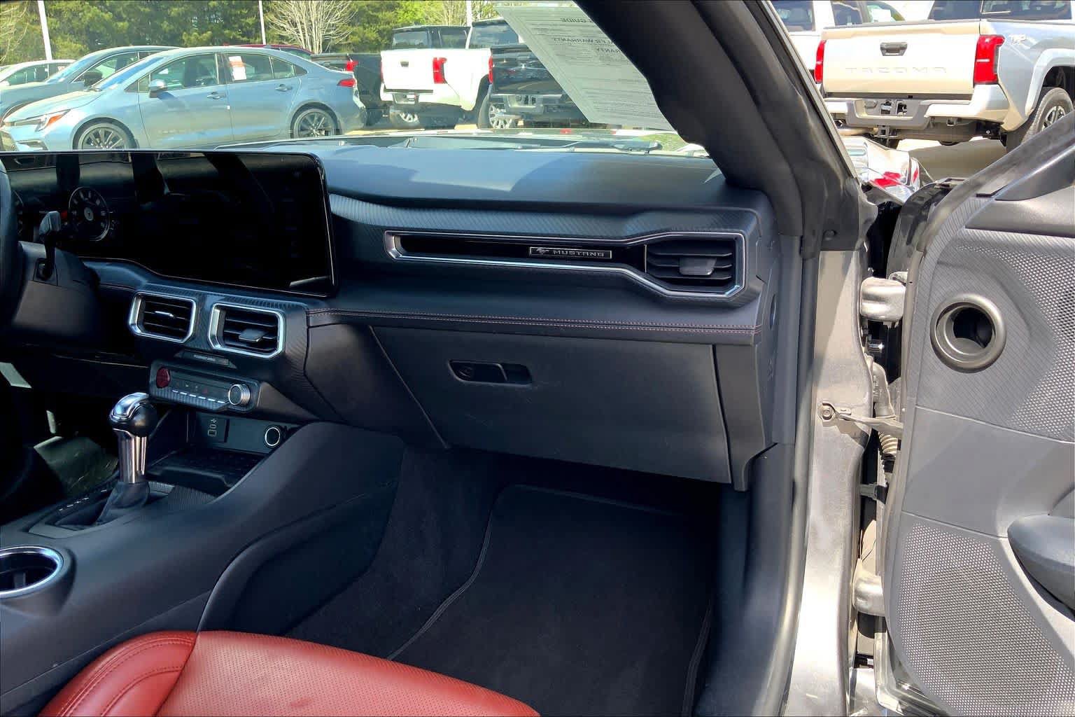 Used 2024 Ford Mustang Premium RWD image 31