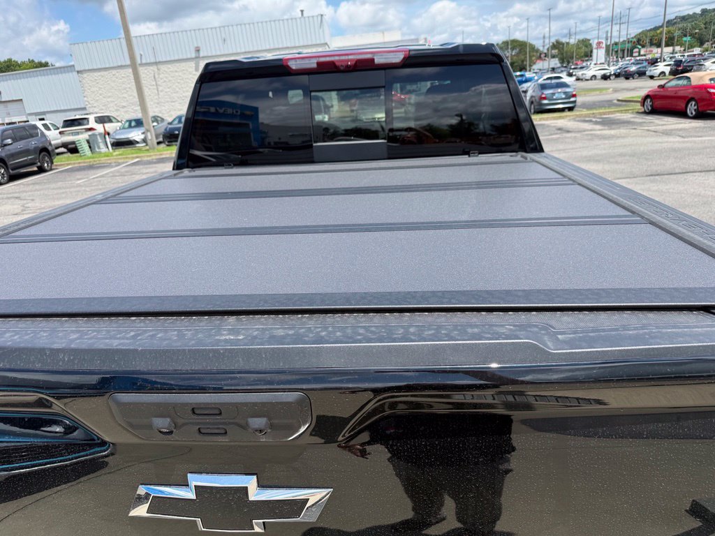 Used 2026 Chevrolet Silverado 1500 ZR2 AWD/4WD image 11
