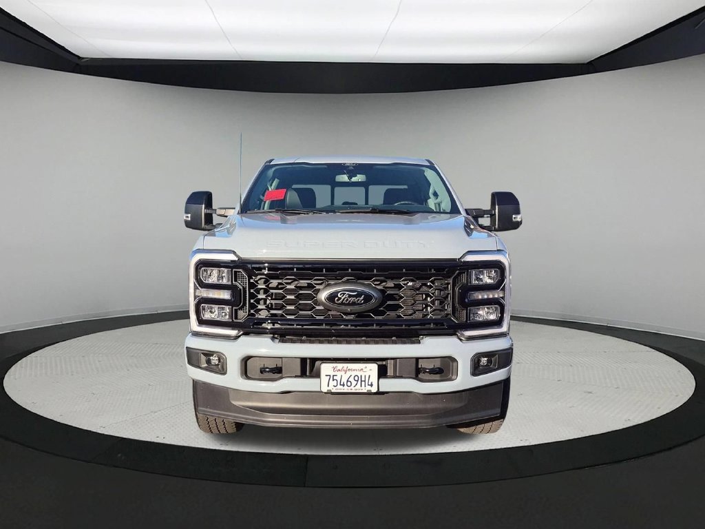 Used 2026 Ford F250 Lariat w/ Black Appearance Package AWD/4WD image 7