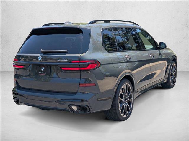 Used 2025 BMW X7 xDrive40i w/ M Sport Package image 2