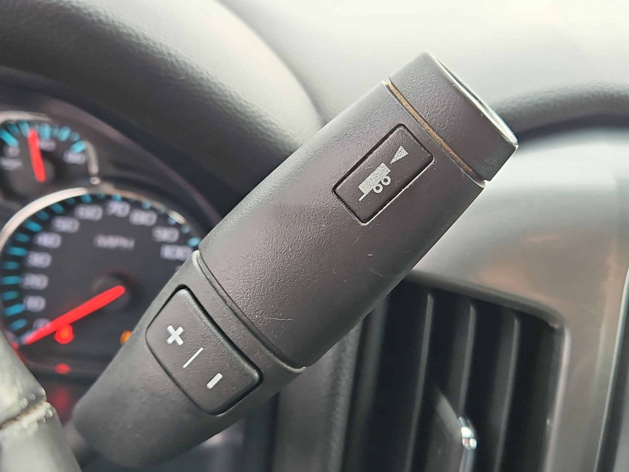 Used 2015 Chevrolet Silverado 3500 LT AWD/4WD image 24