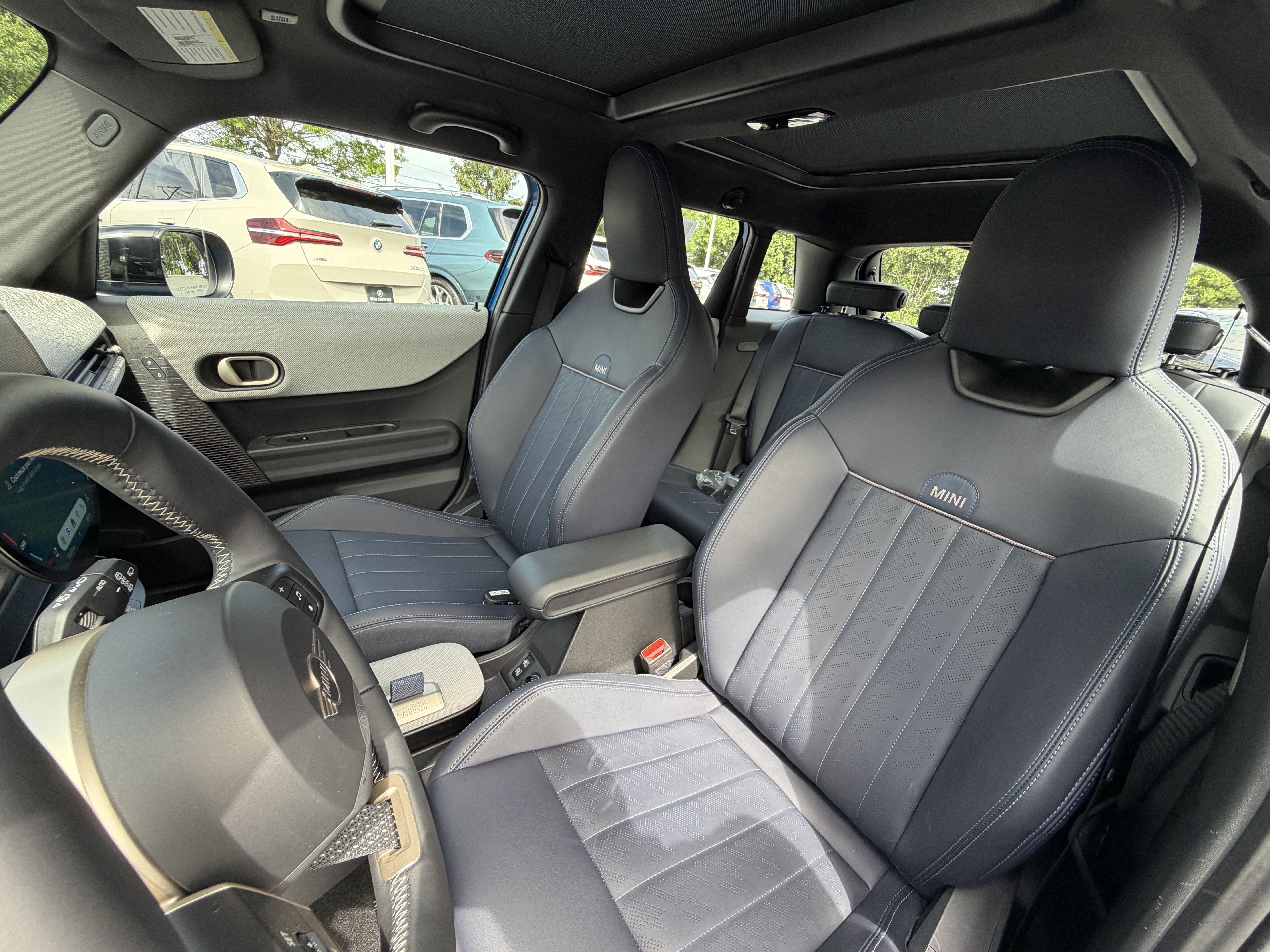 Used 2025 MINI Cooper S FWD image 9