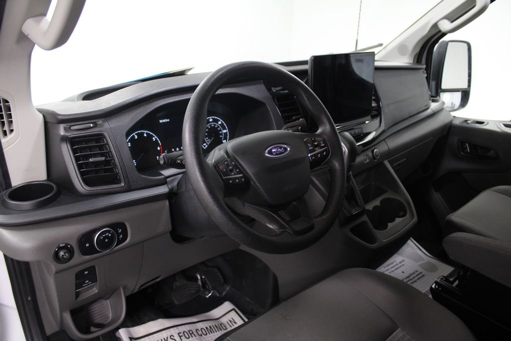Used 2023 Ford Transit 350 XLT image 24