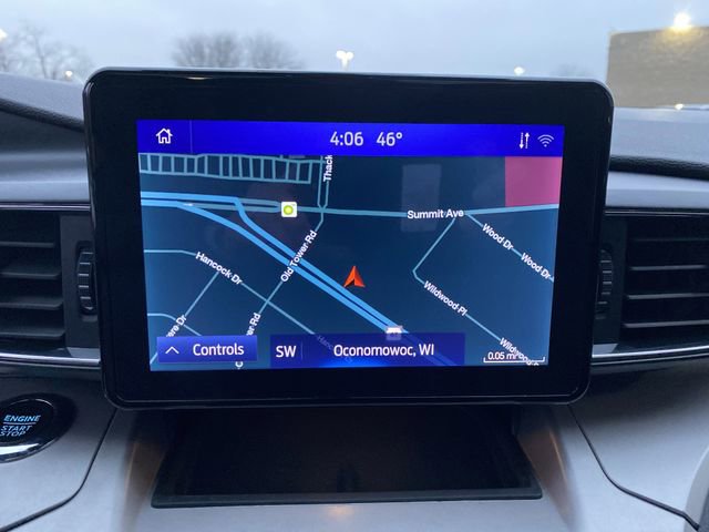 Certified 2023 Ford Explorer XLT w/ Equipment Group 202A image 10