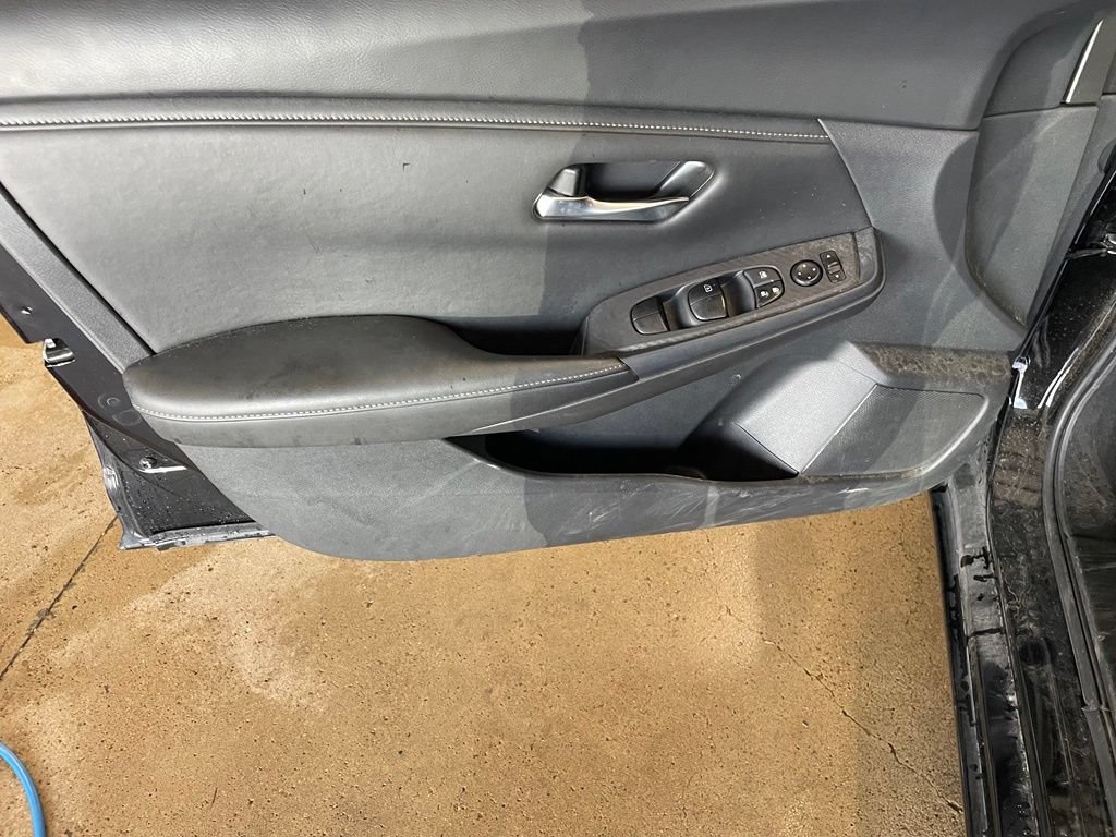 Certified 2023 Nissan Sentra S FWD image 9